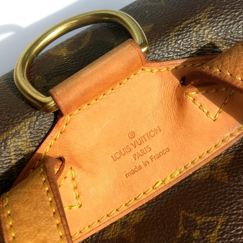 Louis Vuitton Monogram Montsouris MM Backpack - Picture 9 of 16
